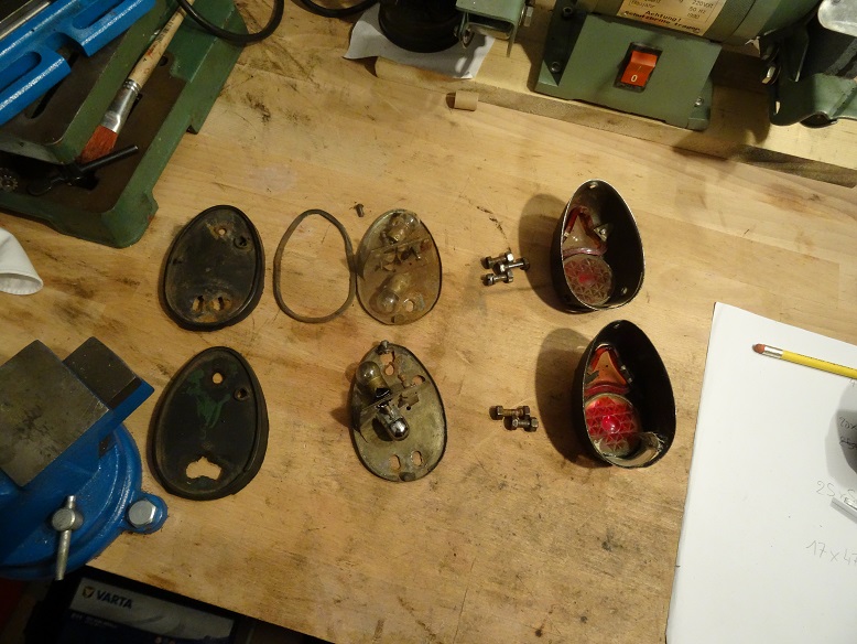 Feux arrières 01.jpg