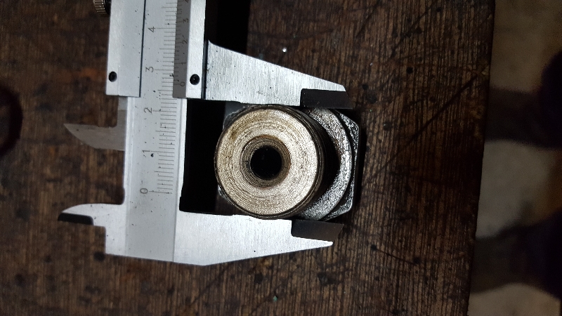 diametre bouchon tube fourche.jpg