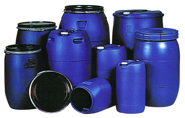 des bidons et des gamelles....